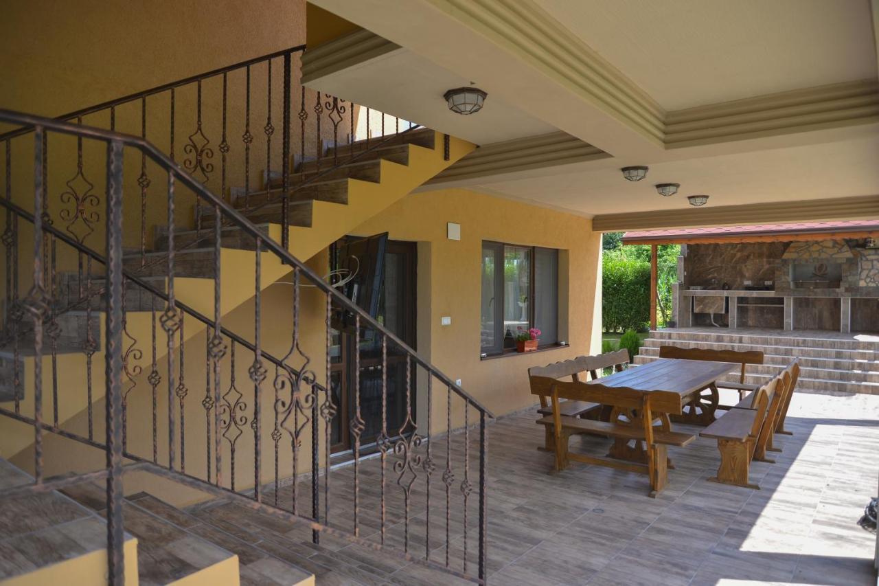 Guest House Erida Trastenik 外观 照片