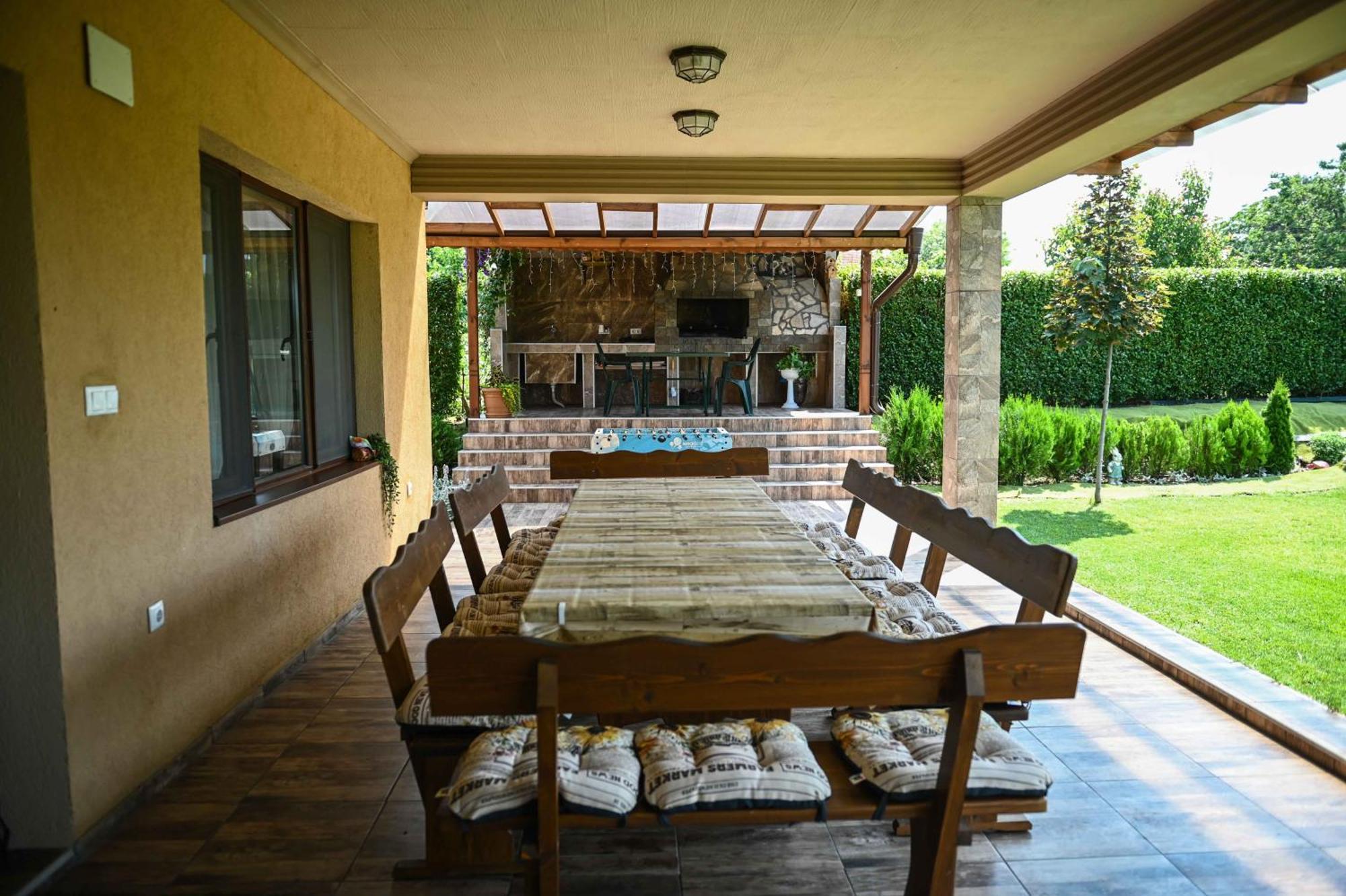 Guest House Erida Trastenik 外观 照片
